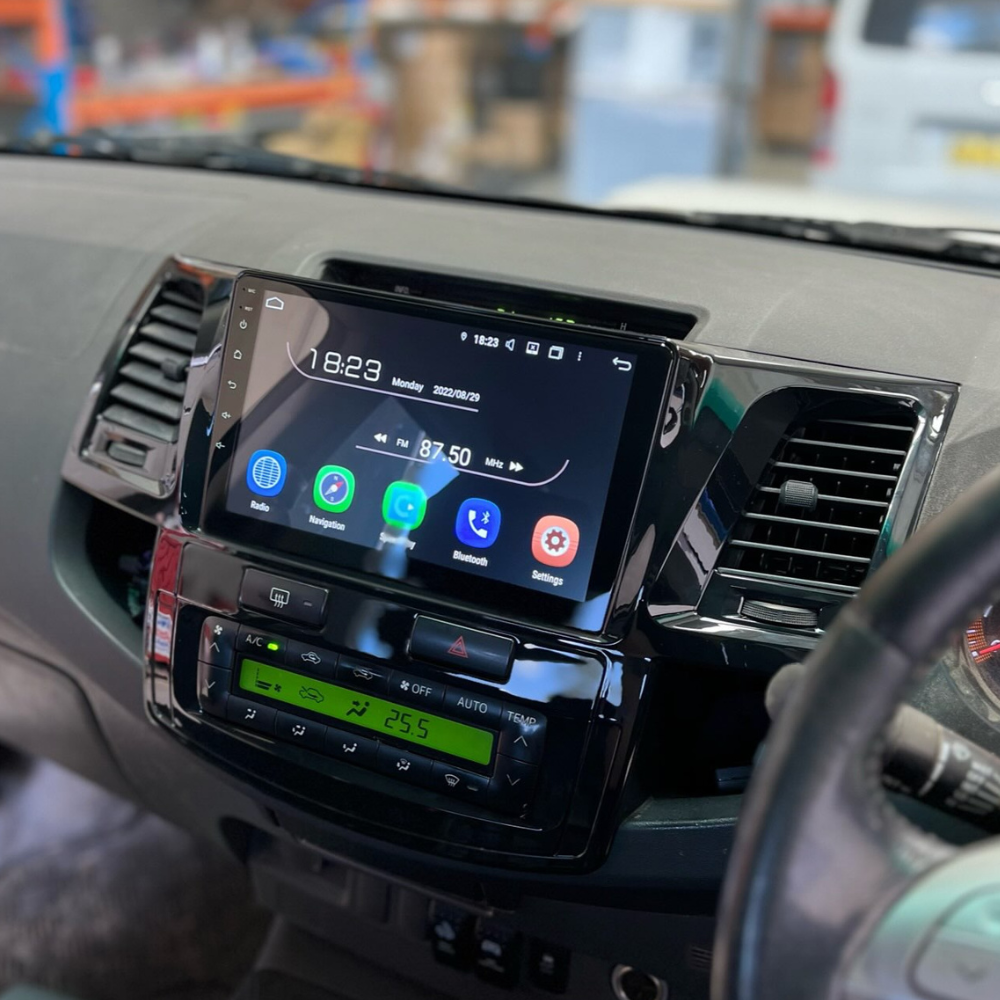 Polaris Head Unit Toyota Hilux N70 2006 - MY14